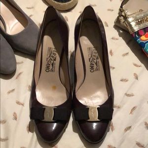 Ferragamo shoes like new